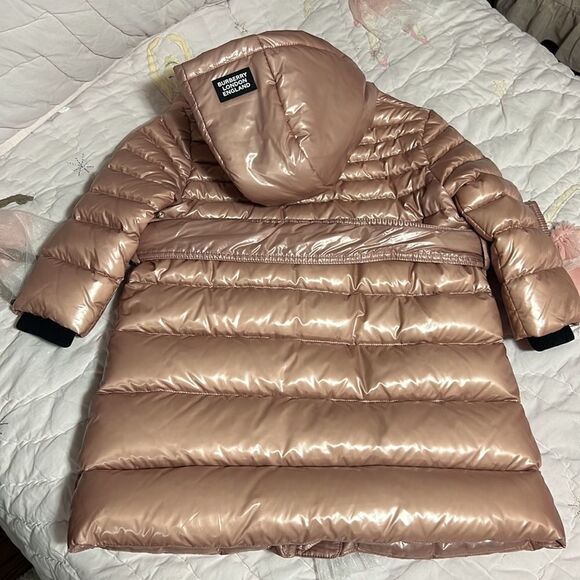 Burberry girls down puffer jacket - Picture 2 of 7